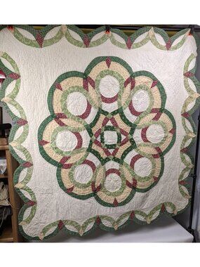 Vintage Handmade Quilt Double Wedding Ring Pattern 53" x 53" Square Scalloped
